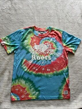 Roots Kids Tie-Dye Tee in Blue, Red, Green, Yellow excellent condition like new